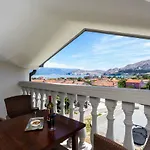 Dosen Iii 3* Baska (Krk)