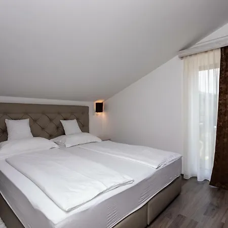 Bed & Breakfast Dosen Iii Baska (Krk)