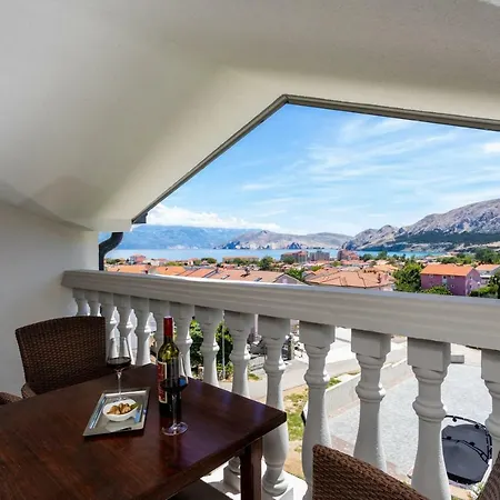 Dosen Iii 3* Baška