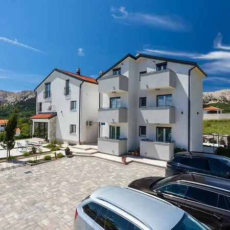 Dosen Iii Baška